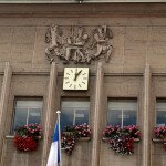 Façade de l'hôtel de ville - détail Ossip Zadkine